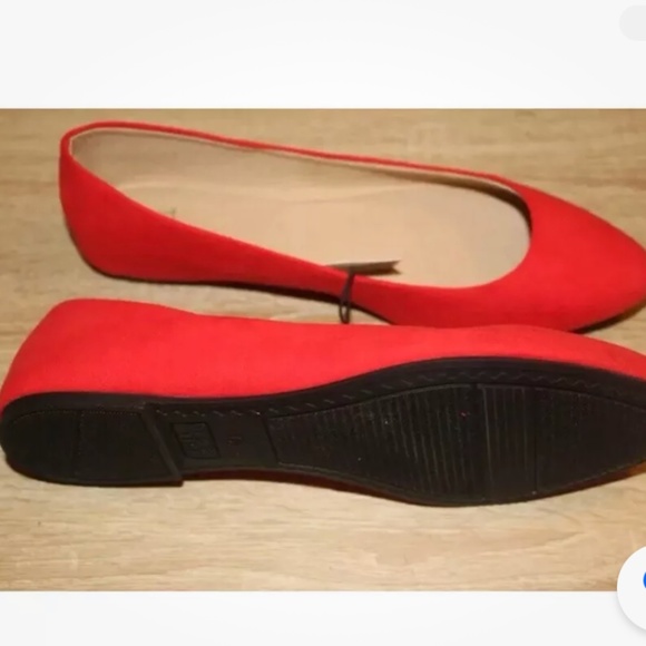 Time and Tru Women’s Red Faux Suede Ballet Flats Size 9 NEW - Picture 8 of 9